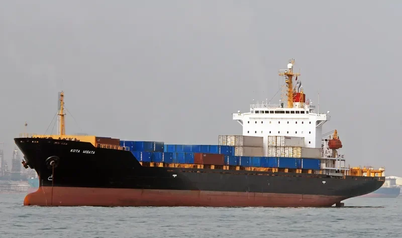 KOTA WISATA Container Ship IMO 9071208 photo 4