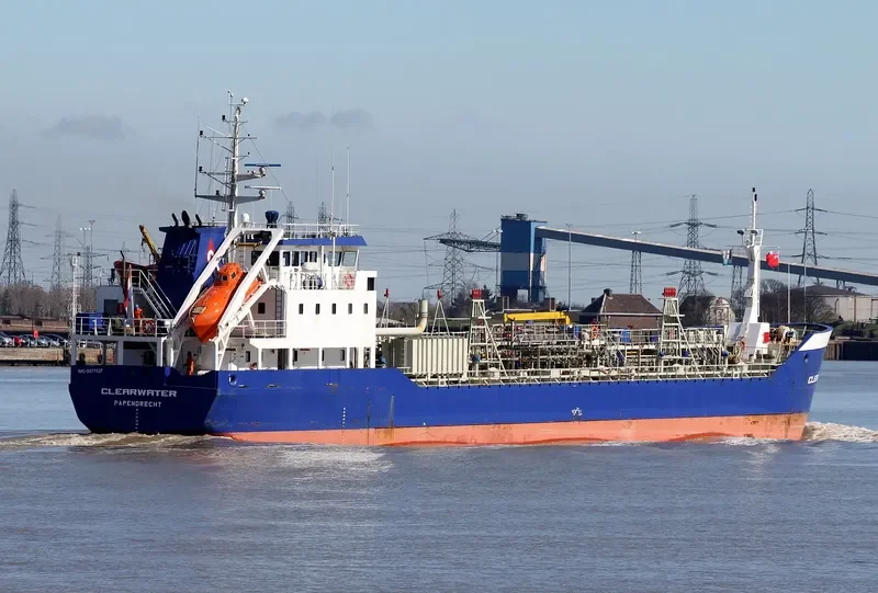 MONOLIT PETROLEUM Tanker IMO 9077537 photo 10
