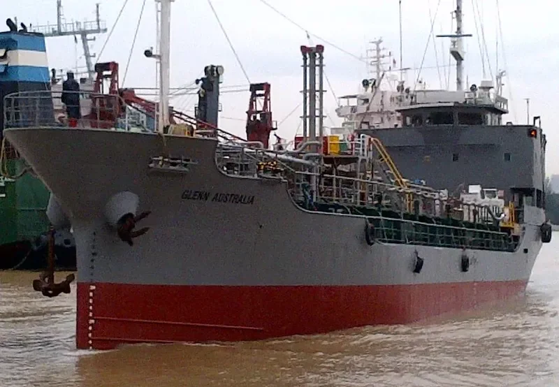STAR III Tanker IMO 9078218 photo 2