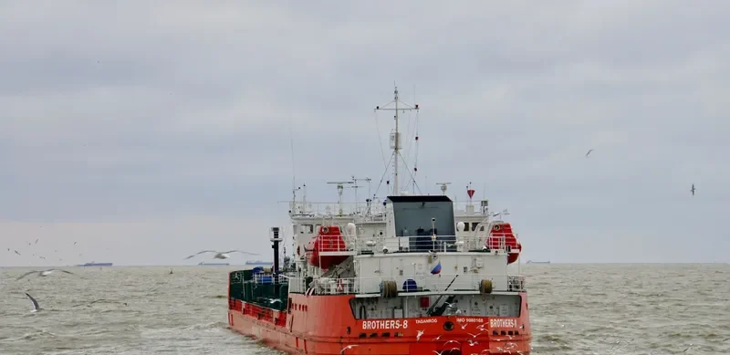 BROTHERS 8 Tanker IMO 9080168
