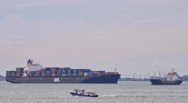 JADE Container Ship IMO 9081203 photo 4