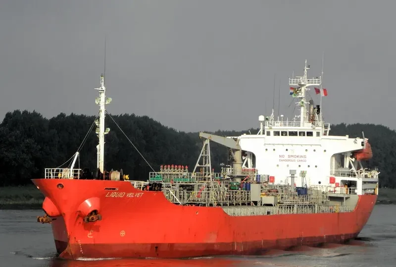 EVER REACH Tanker IMO 9083940 photo 5