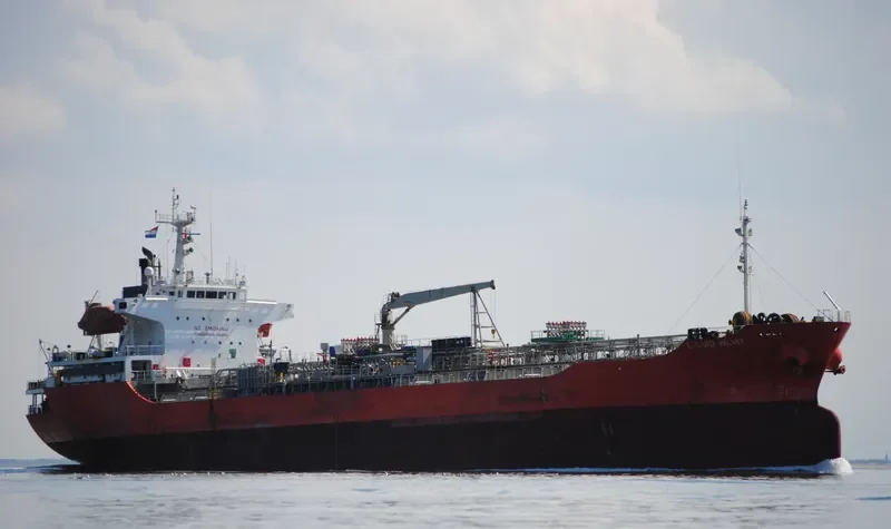 EVER REACH Tanker IMO 9083940 photo 10