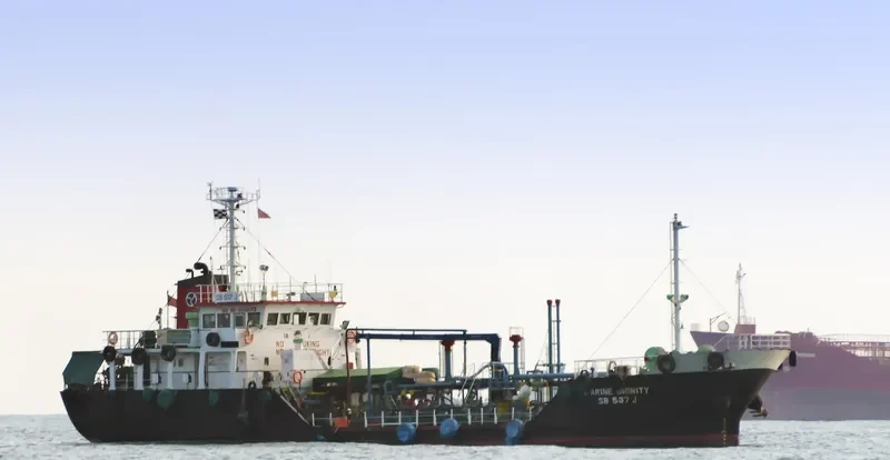 MARINE DIGNITY Tanker IMO 9084372 photo 2