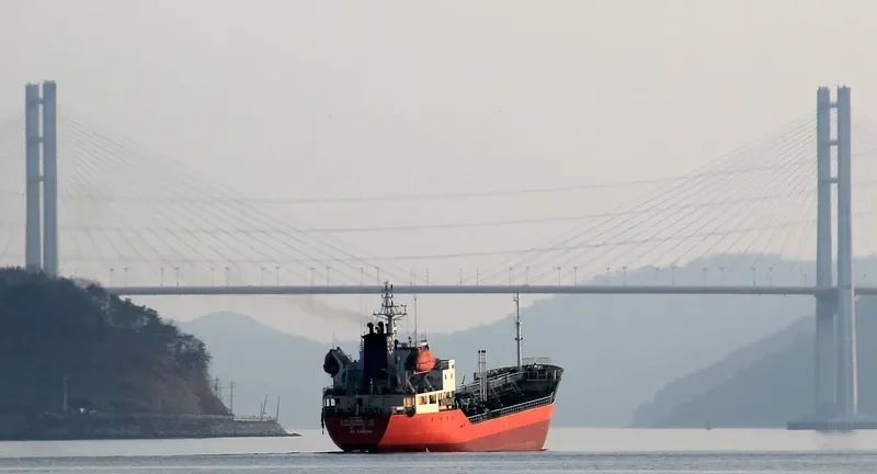 ROWENA Tanker IMO 9085168 photo 6