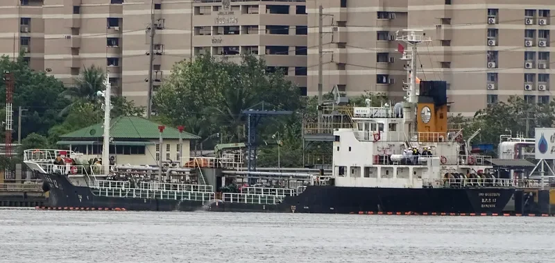 B.P.P.12 Tanker IMO 9087879 photo 6