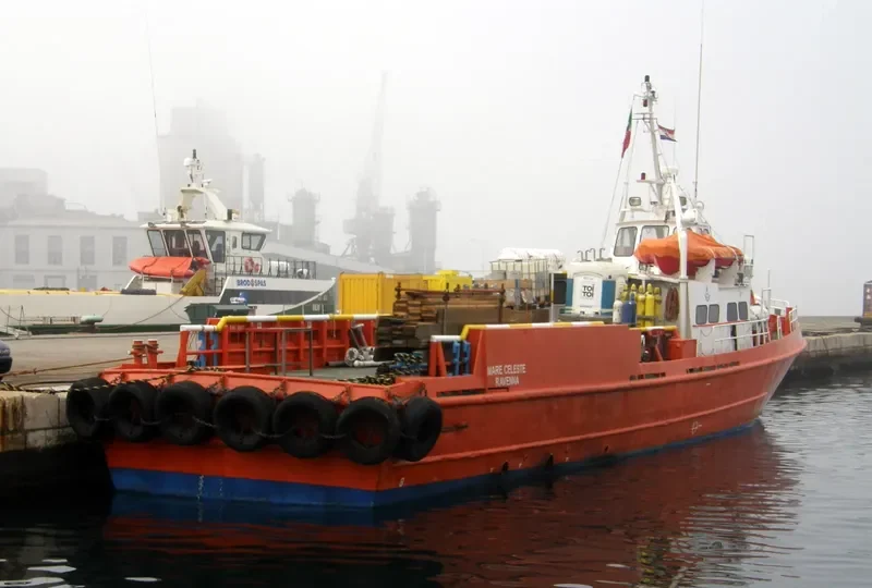 NUE DEFENDER I Offshore Vessel IMO 9091595 photo 6