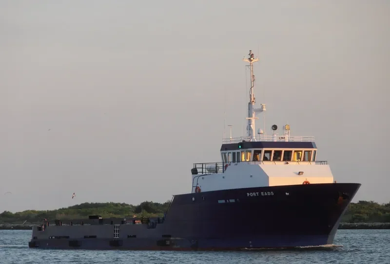 PORT EADS Offshore Vessel IMO 9097288 photo 2
