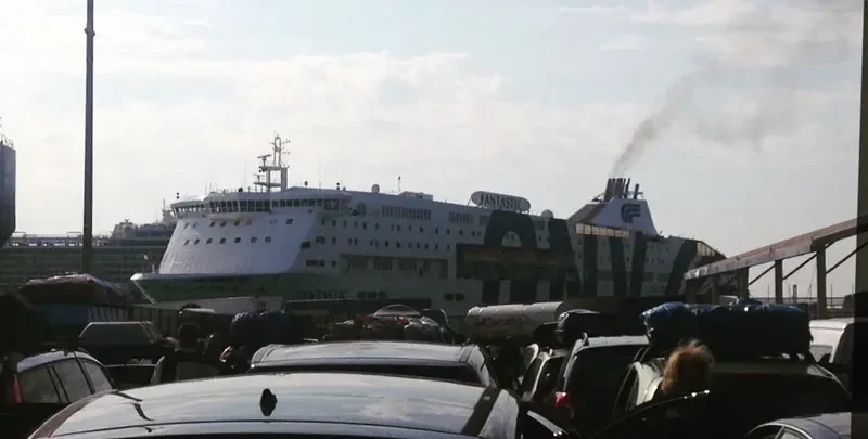 FANTASTIC Ro-Ro IMO 9100267 photo 6