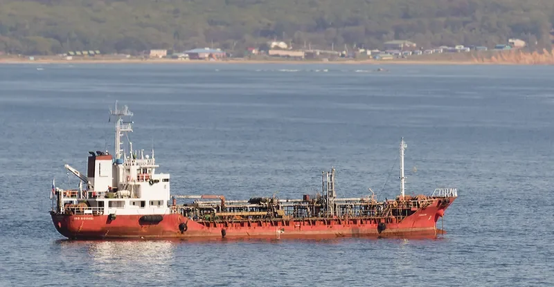 TRUZHENIK Tanker IMO 9100451 photo 2