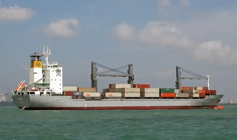 NAVIGATOR Container Ship IMO 9101522 photo 3