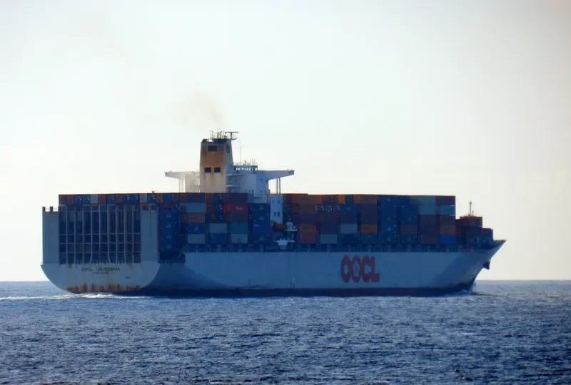 OOCL CALIFORNIA Container Ship IMO 9102289