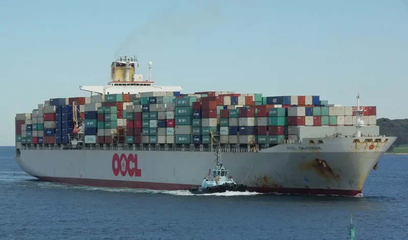 OOCL CALIFORNIA Container Ship IMO 9102289 photo 5