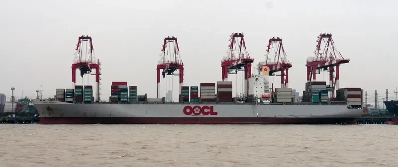OOCL AMERICA Container Ship IMO 9102291 photo 2