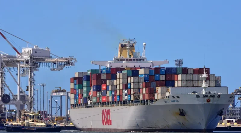 OOCL AMERICA Container Ship IMO 9102291 photo 8