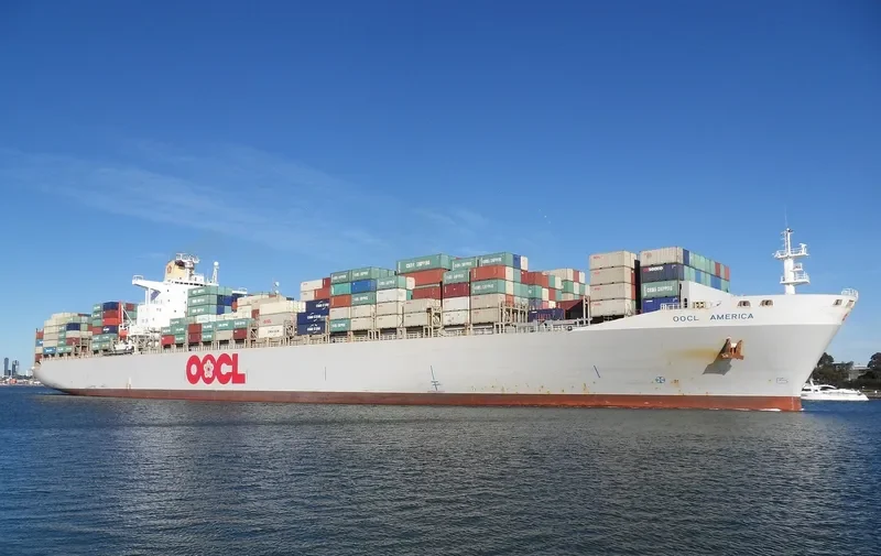 OOCL AMERICA Container Ship IMO 9102291 photo 10