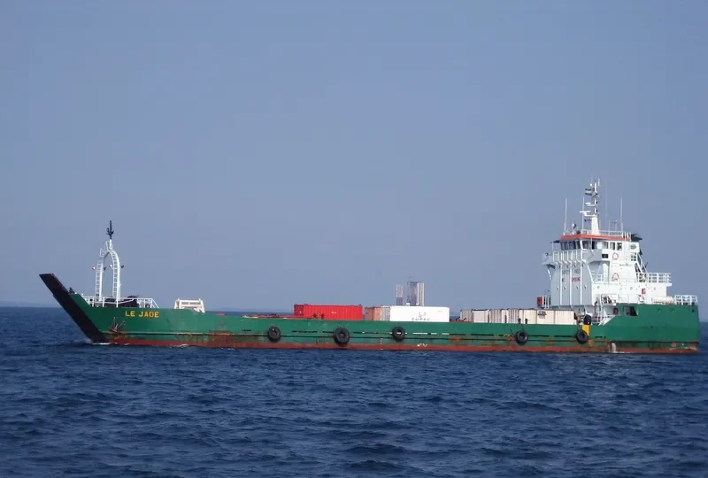 LE JADE Ro-Ro IMO 9102423