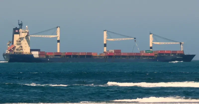 CHANG Container Ship IMO 9102514 photo 7