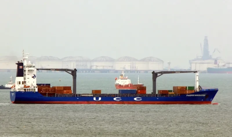 CHANG Container Ship IMO 9102514 photo 10