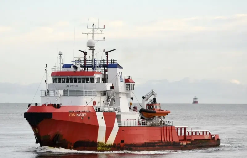 VOS MASTER Offshore Vessel IMO 9103893 photo 2