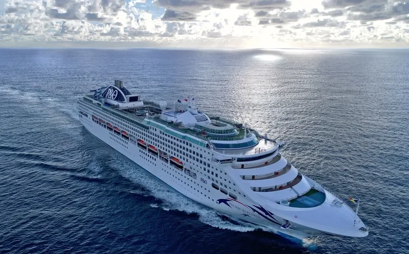 PACIFIC EXPLORER Passenger Ship IMO 9103996 photo 2