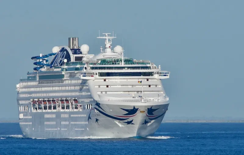 PACIFIC EXPLORER Passenger Ship IMO 9103996 photo 9