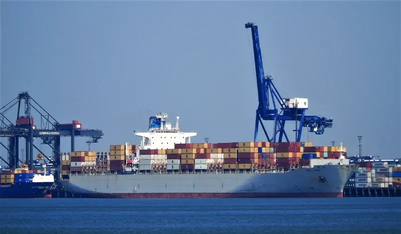 BOX CHINA Container Ship IMO 9108178