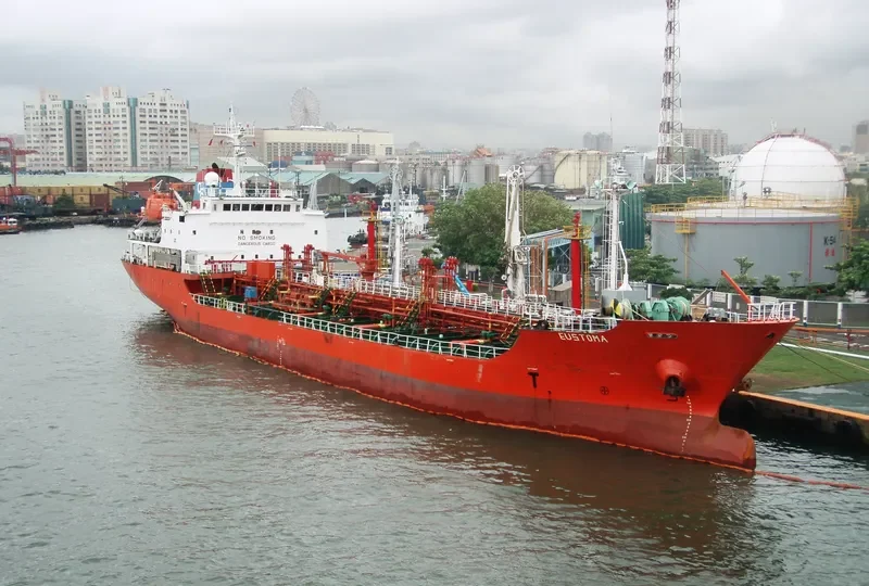 GRIYA MELAYU Tanker IMO 9109158 photo 7