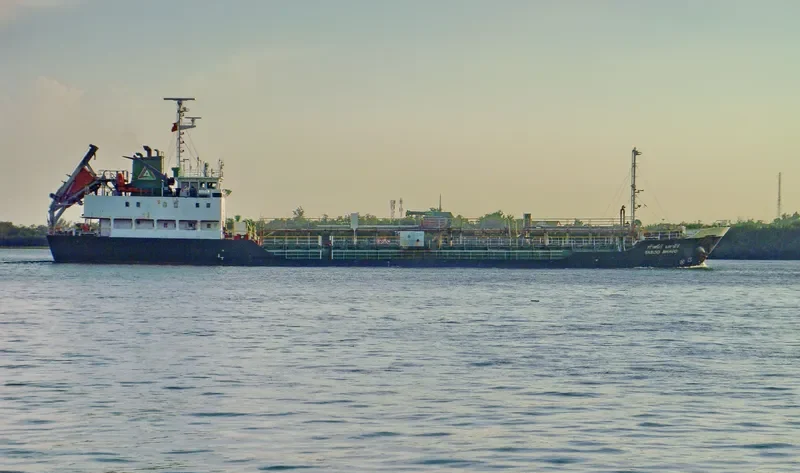 TASCO BRAVO Tanker IMO 9109586 photo 8