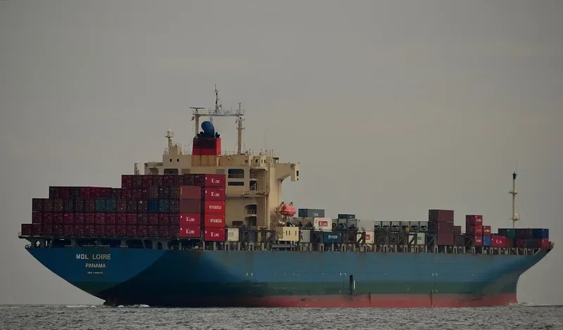 MOL LOIRE Container Ship IMO 9110042 photo 3