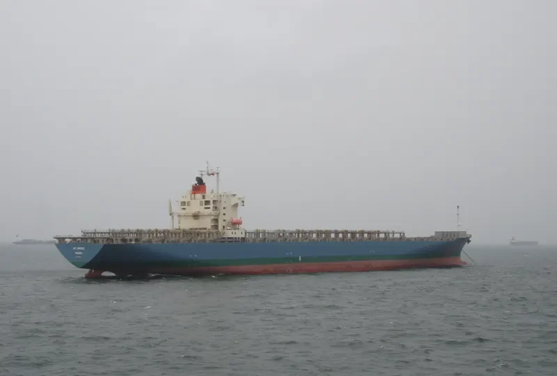 MOL LOIRE Container Ship IMO 9110042 photo 9