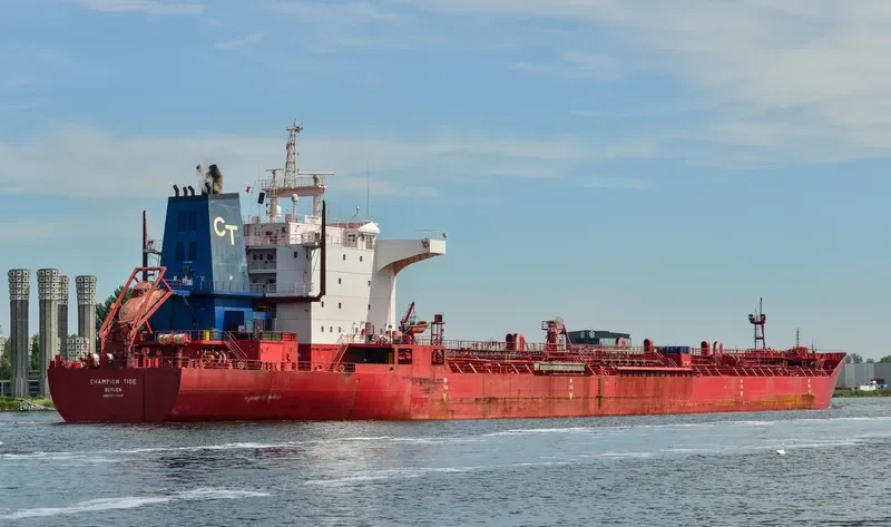 CHAMPION TIDE Tanker IMO 9112117 photo 6