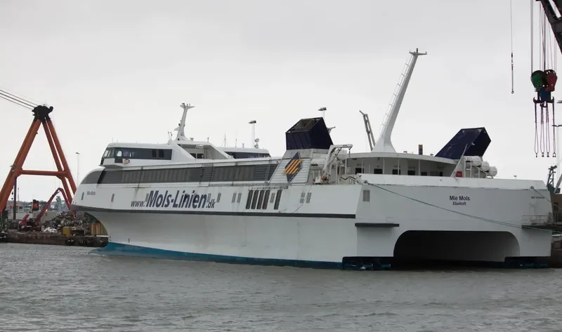 MIE MOLS Ro-Ro IMO 9113006 photo 3