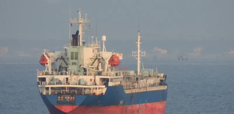 GLO Tanker IMO 9114505 photo 3
