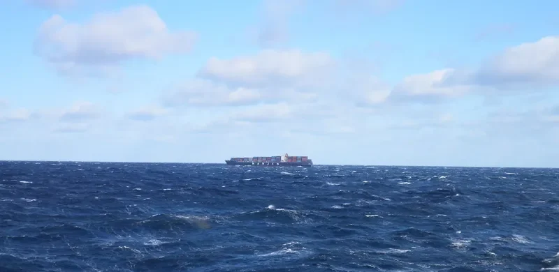 HANJIN BERLIN Container Ship IMO 9115743 photo 3