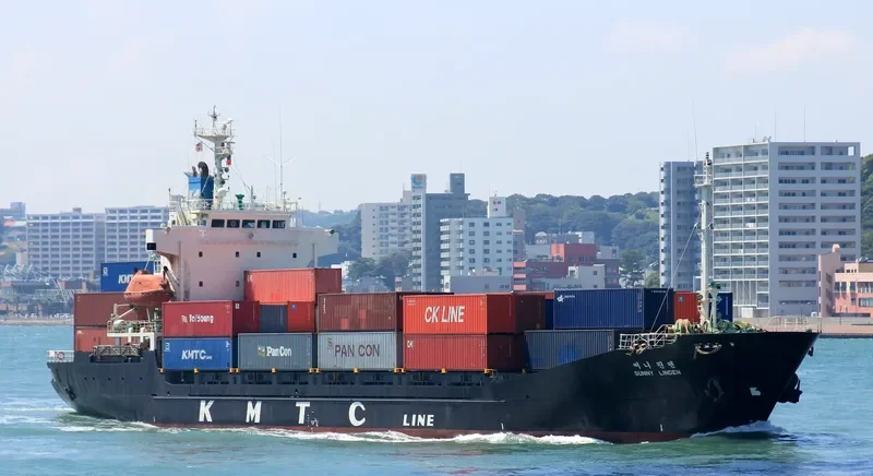 SUNNY LINDEN Container Ship IMO 9115779 photo 2