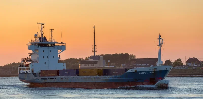 VANQUISH Container Ship IMO 9116199 photo 10