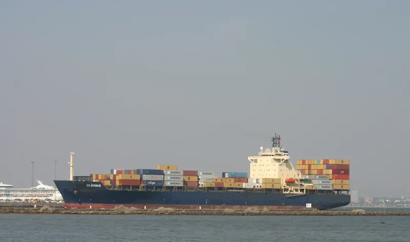 IRIS Container Ship IMO 9116357 photo 2