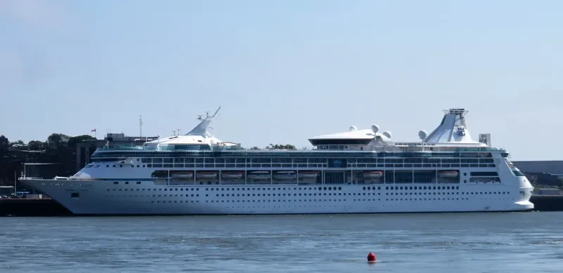 VISION OF THE SEAS Passenger Ship IMO 9116876 photo 9