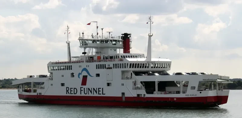 RED EAGLE Ro-Ro IMO 9117337 photo 4