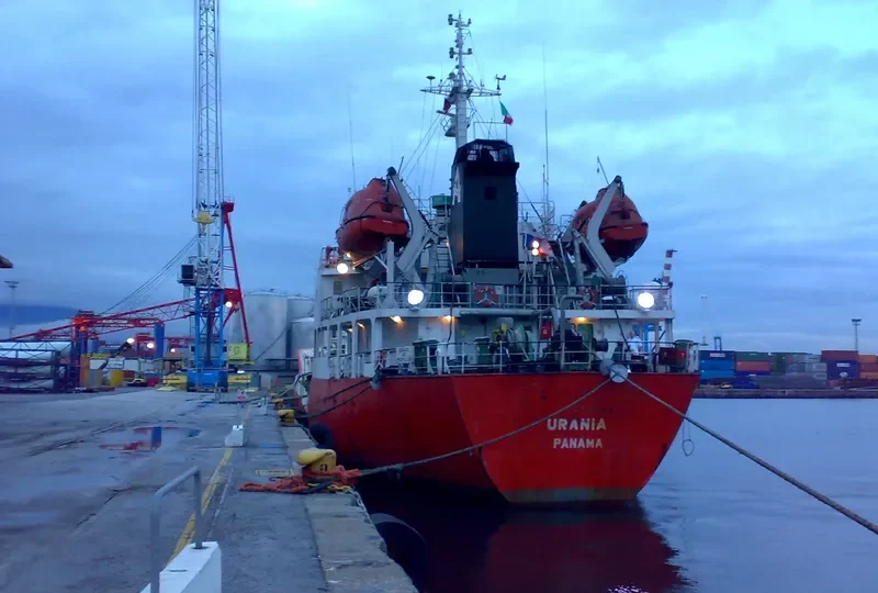 RIVAL Tanker IMO 9117818 photo 9