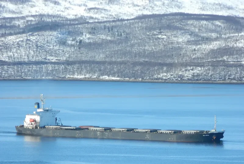 GLORIEVER Bulk Carrier IMO 9120061