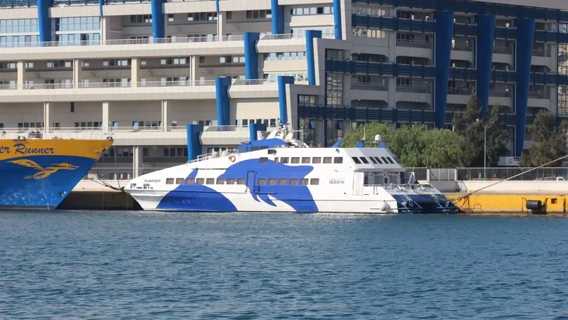 SUPER JET Passenger Ship IMO 9121077 photo 4