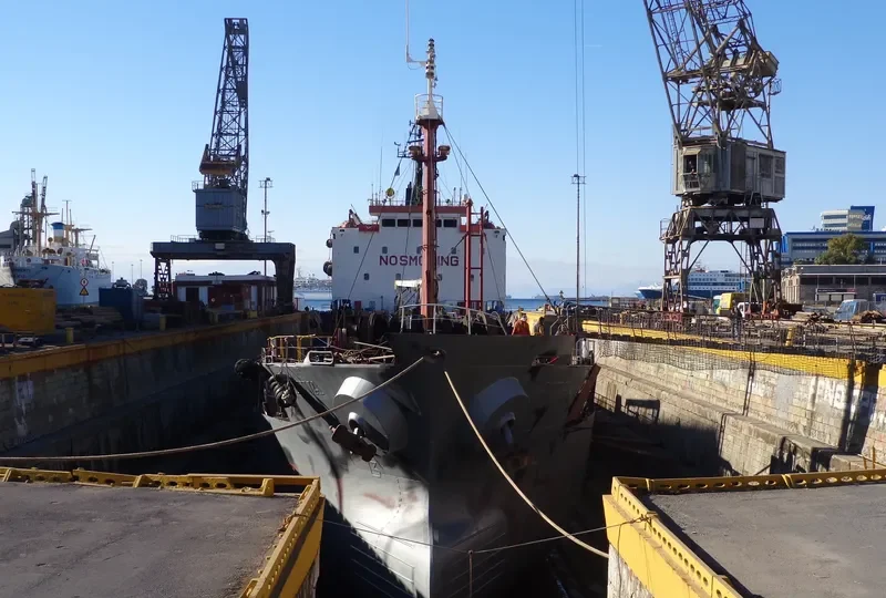 LEEN Tanker IMO 9121314 photo 2