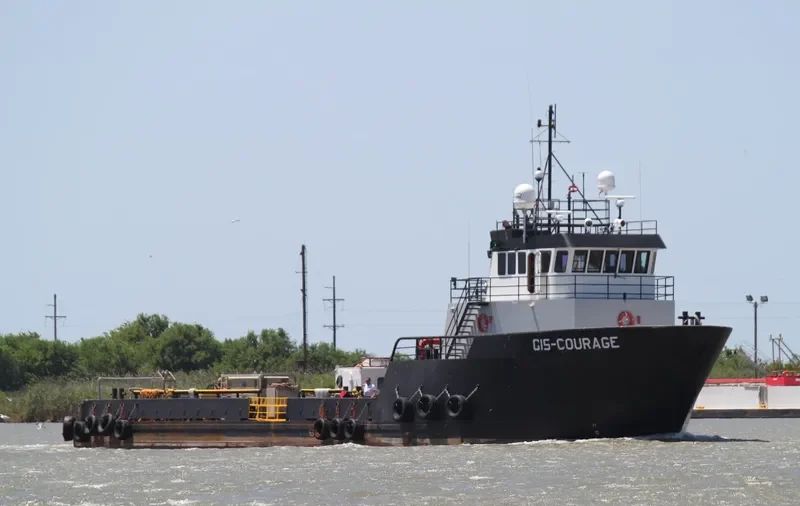 GIS COURAGE Offshore Vessel IMO 9121716