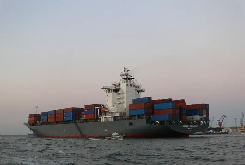 ISTI Container Ship IMO 9122203 photo 8