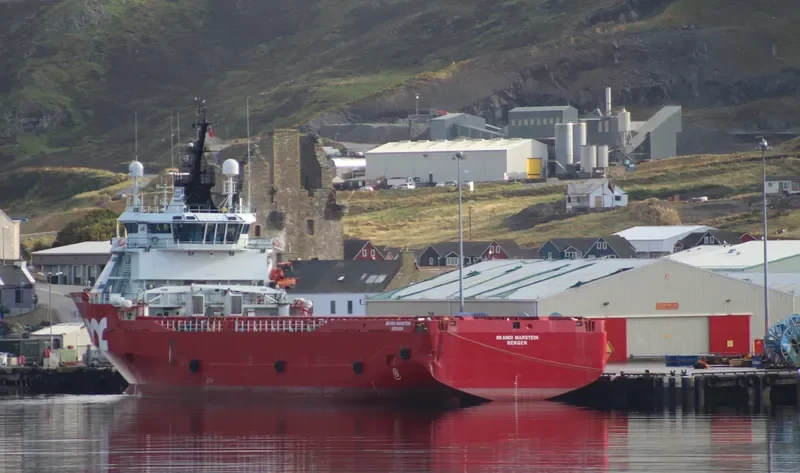 ARCTIC Offshore Vessel IMO 9122978