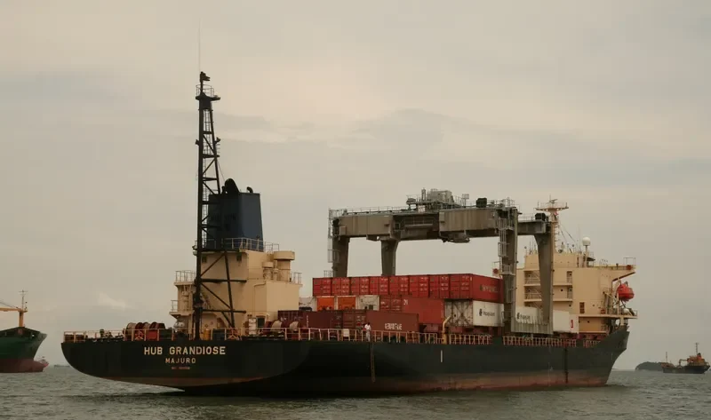 HUB GRANDIOSE Container Ship IMO 9123958 photo 2