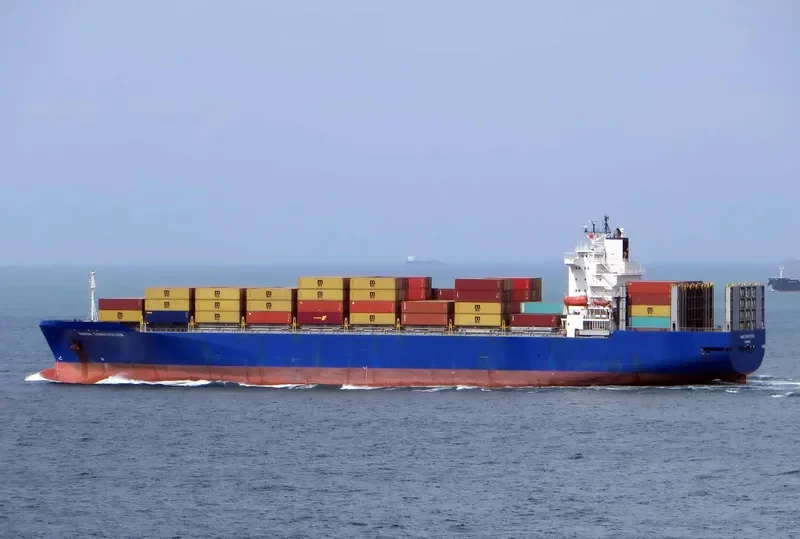 HANSA CONSTITUTION Container Ship IMO 9124524 photo 2