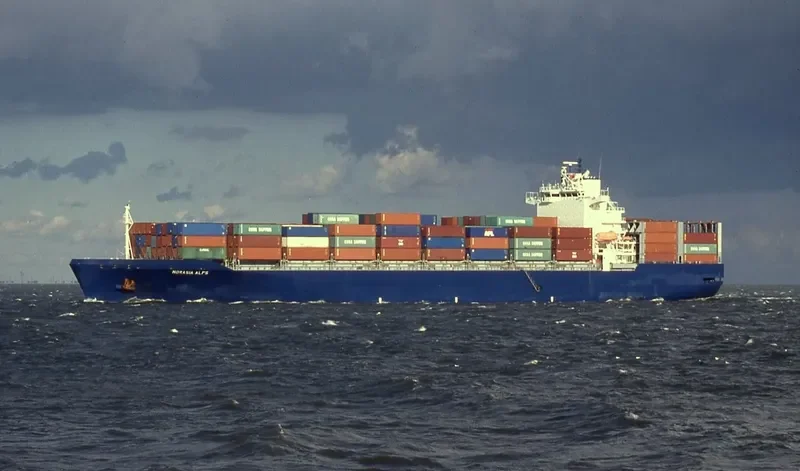 HANSA CONSTITUTION Container Ship IMO 9124524 photo 4
